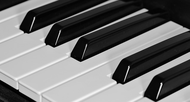 klávesnice piana